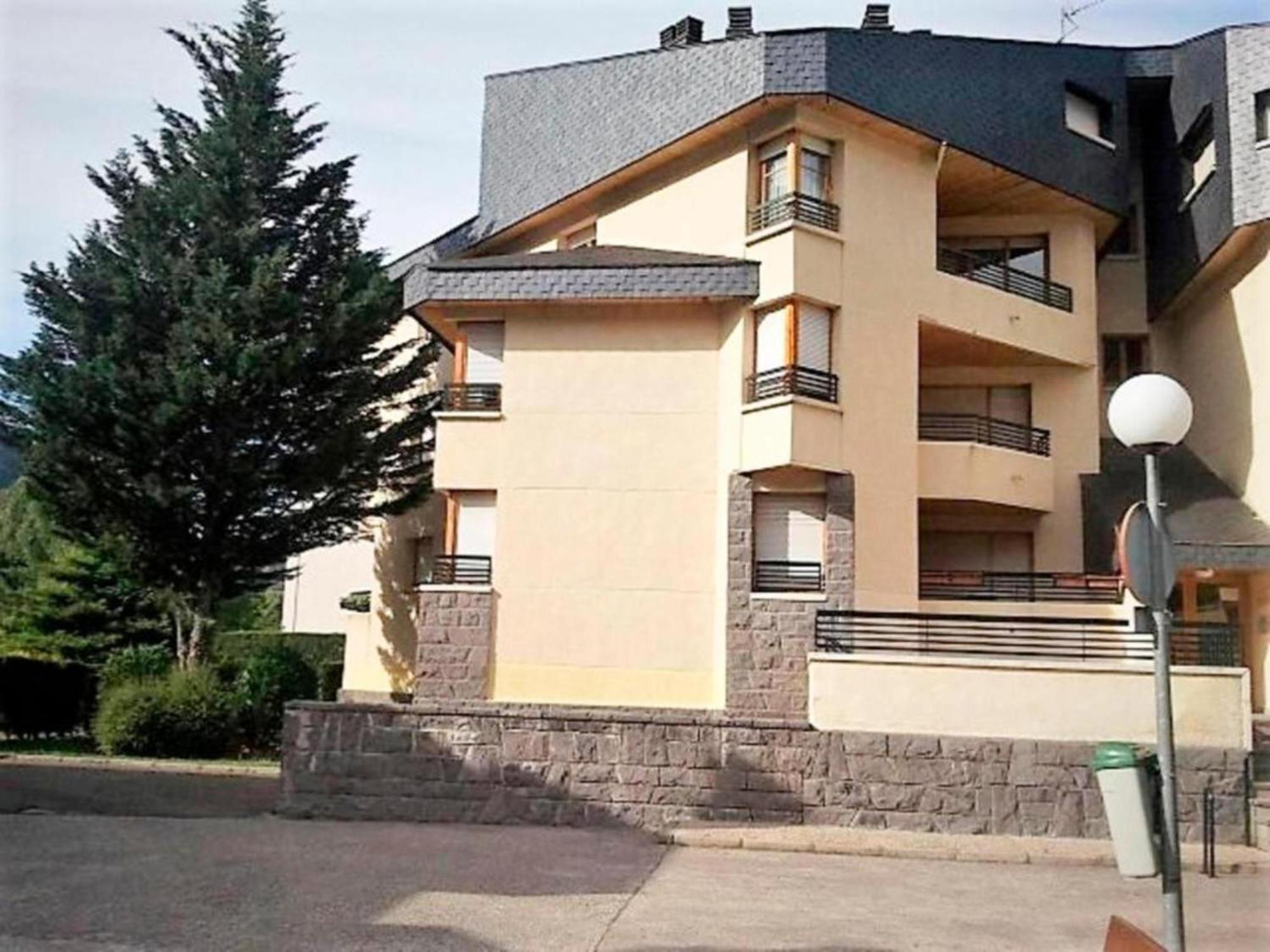 Apartamentos Valle De Tena - Biescas 3000