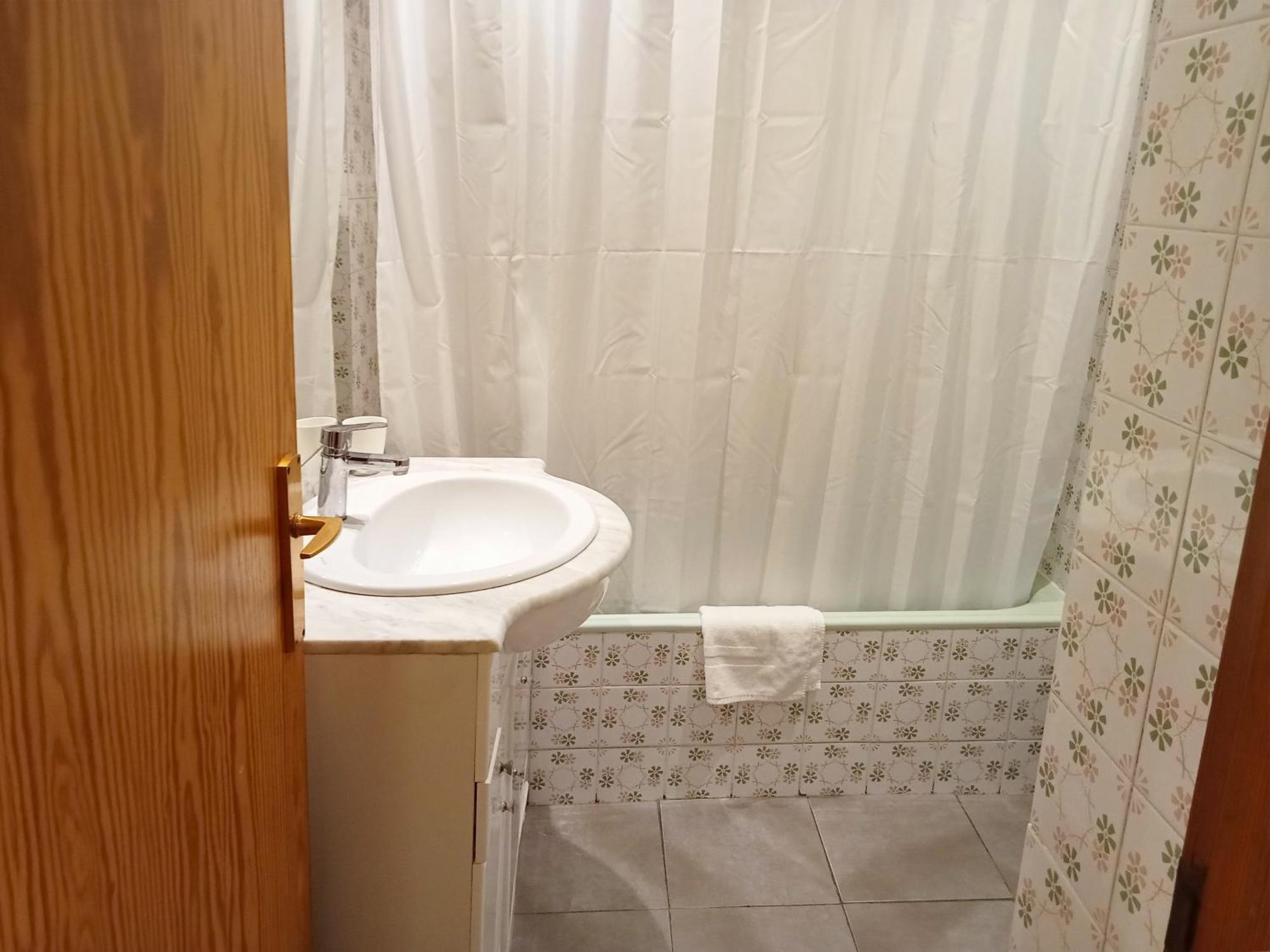 Apartamentos Valle De Tena - Biescas 3000 Biescas (Aragon)